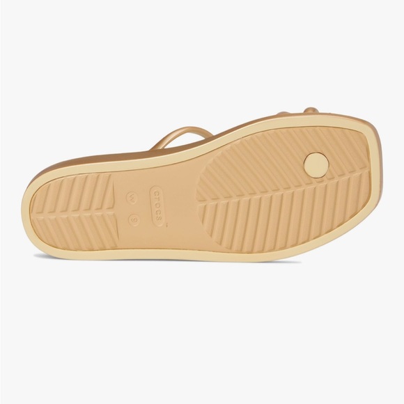 NWT Crocs Miami Toe Loop Women's Sandals - Gold Size 7 - Picture 3 of 10